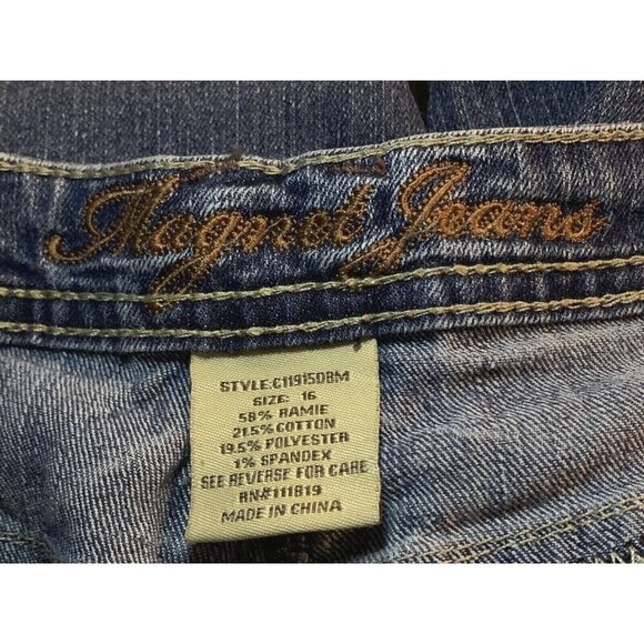 Magnet Jeans Womens Capri Jeans Size 16 Back Pockets Bling - Picture 10 of 11